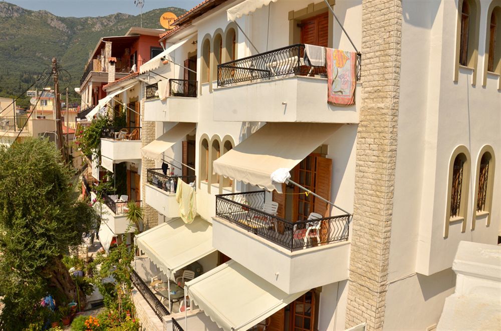 Olympic Apartments Parga Exterior photo